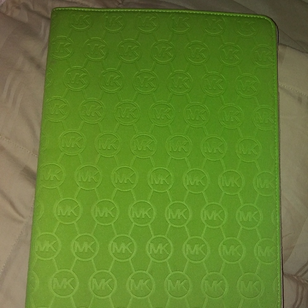 COPY - Mickael Kors tablet case